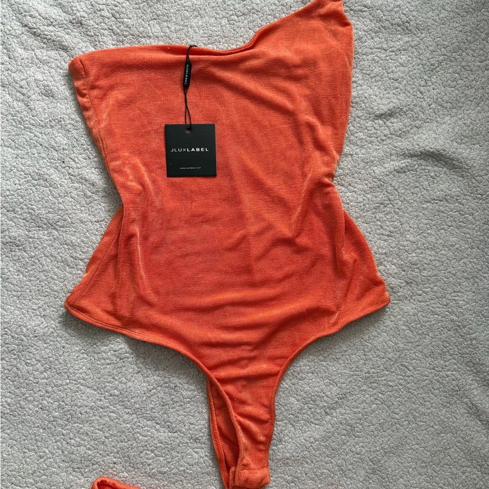 JLUX LABEL Orange Skirt Set